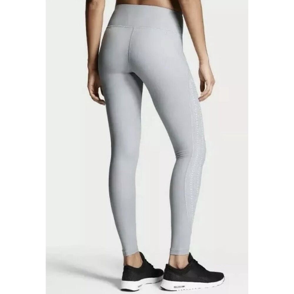 Victoria's Secret Knockout Leggings Sport Medium‎ Rise Laser Cut Grey Bottoms M - Picture 4 of 4